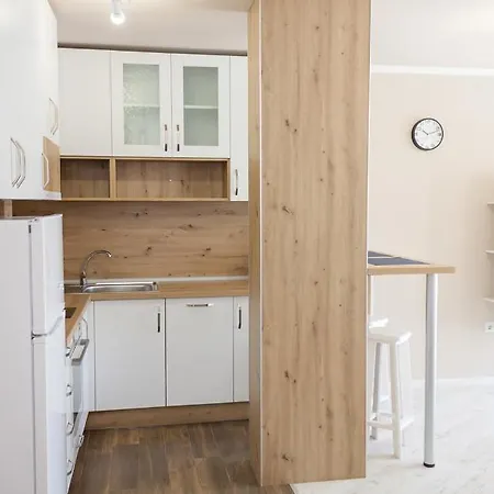 Sunny Blue One-bedroom Flat With Balcony By Flat Mаnager Daire