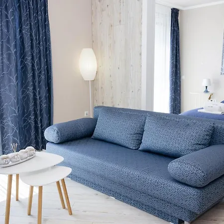 Daire Sunny Blue One-bedroom Flat With Balcony By Flat Mаnager